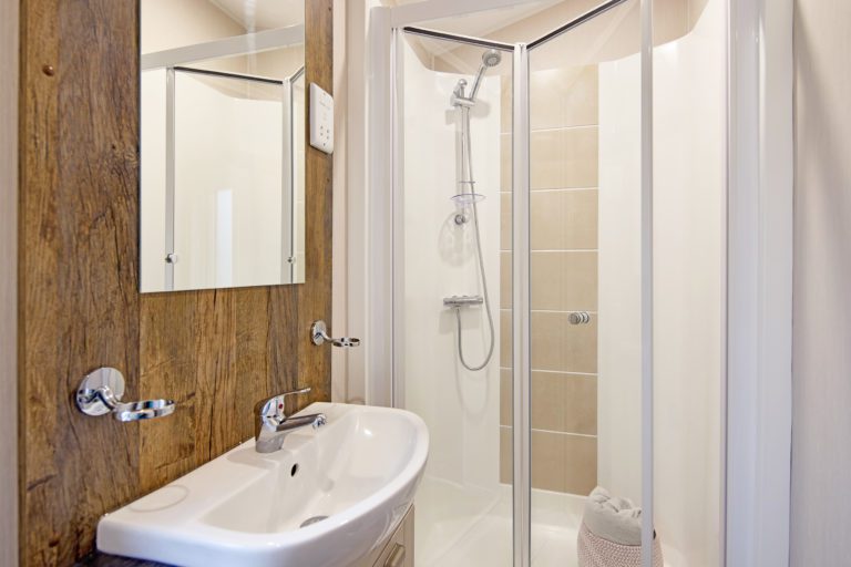 Pix: Shaun Flannery/shaunflanneryphotography.com..COPYRIGHT PICTURE>>SHAUN FLANNERY>01302-570814>>07778315553>>..31st March 2023..Willerby Ltd.Sheraton Elite Lodge
Willerby Holiday Homes, WHH