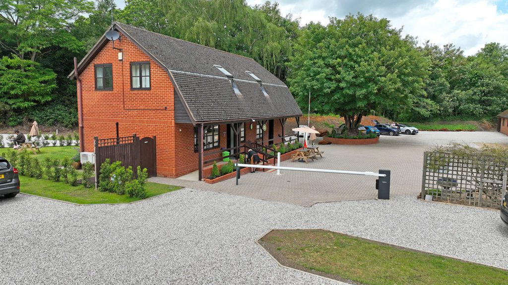 leisure_lodges_for_sale_kent_gate_house_wood_country_park_sellers_leisure