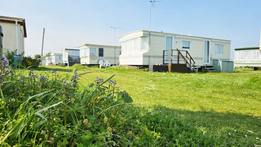 caravan_spot_for_rent_kent_thriftwood_seller_leisure