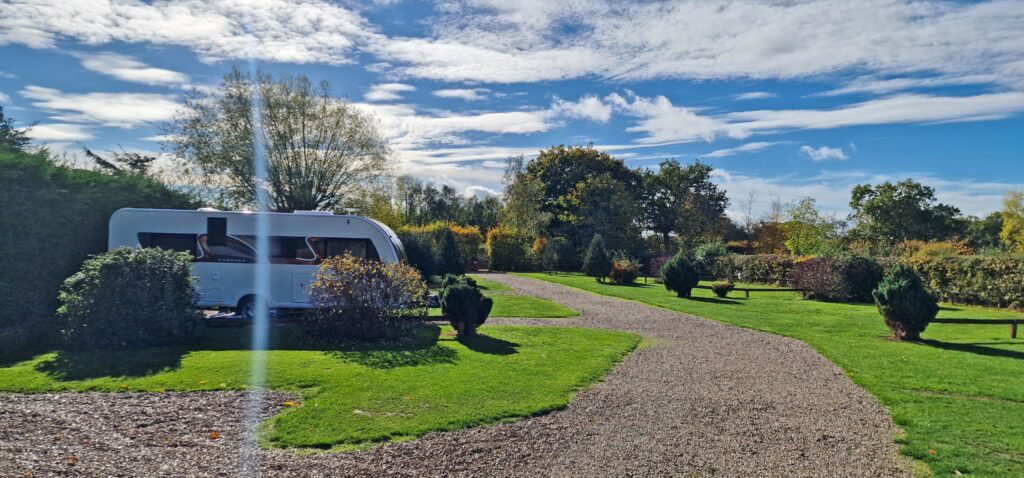 caravan_spot_for_rent_suffolk_polstead_seller_leisure