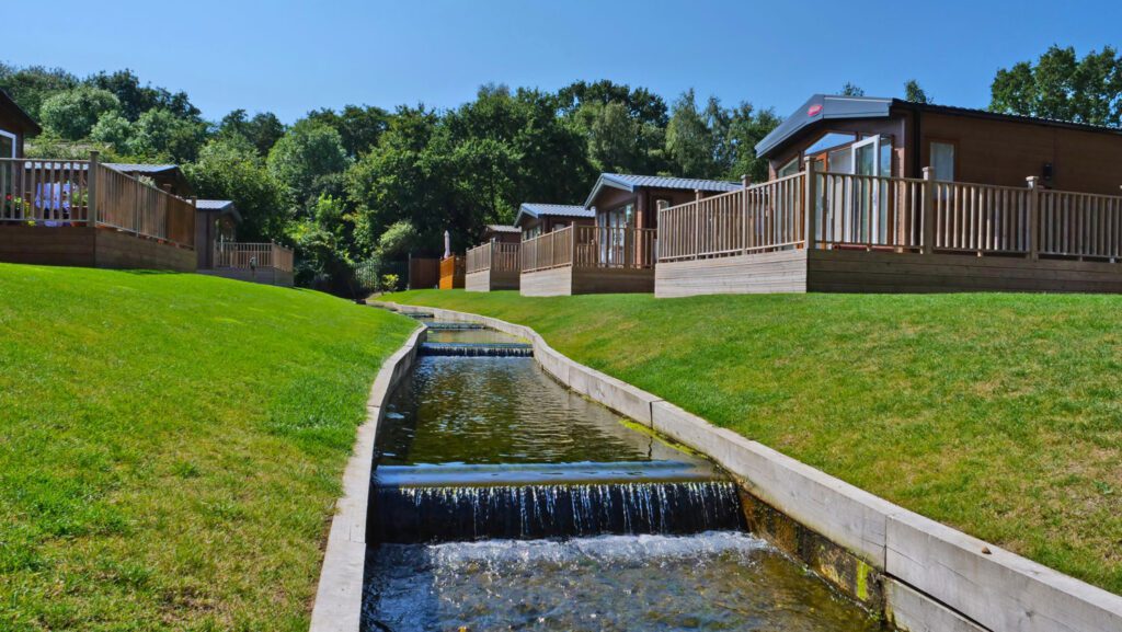leisure_lodges_for_sale_holiday_park_colchester_sellers_leisure