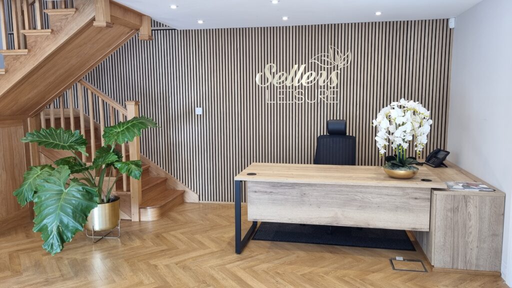 reception_office_thriftwood_seller_leisure
