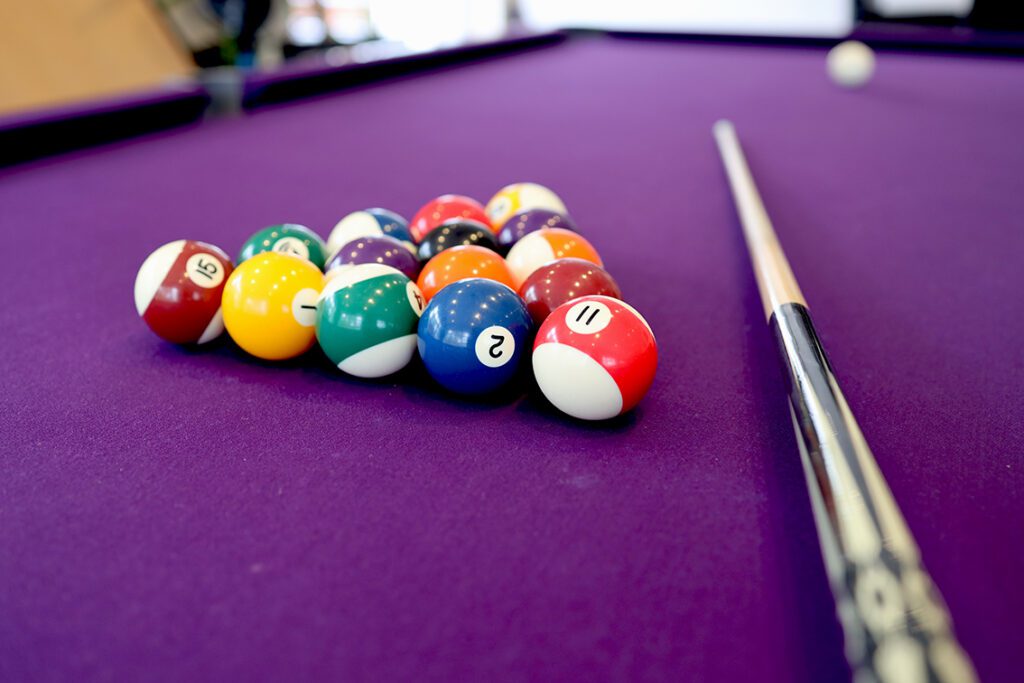 pool_table_in_leisure_property_seller_leisure